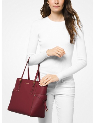 Michael kors voyager small 2025 crossgrain leather tote bag